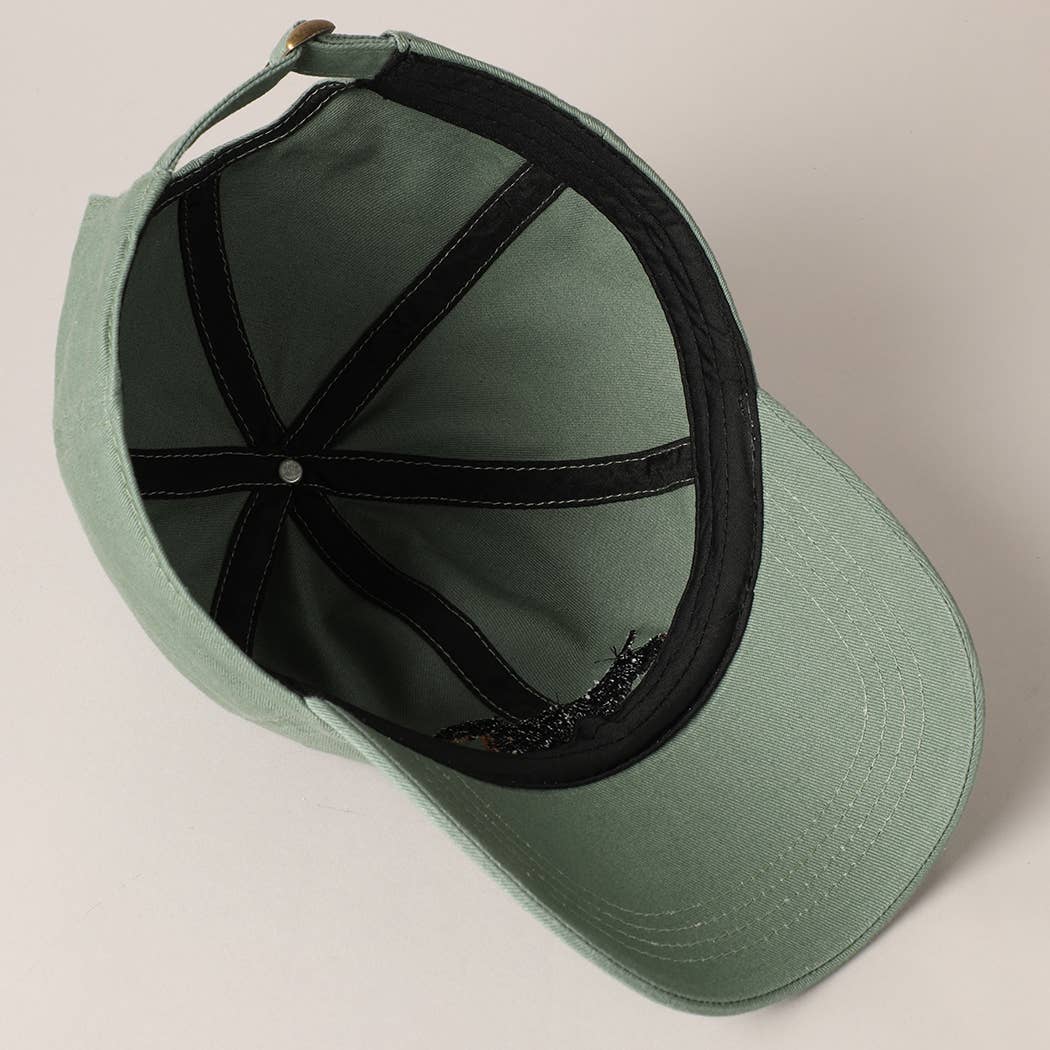 The Damoré Embroidered Dog Motif Cap